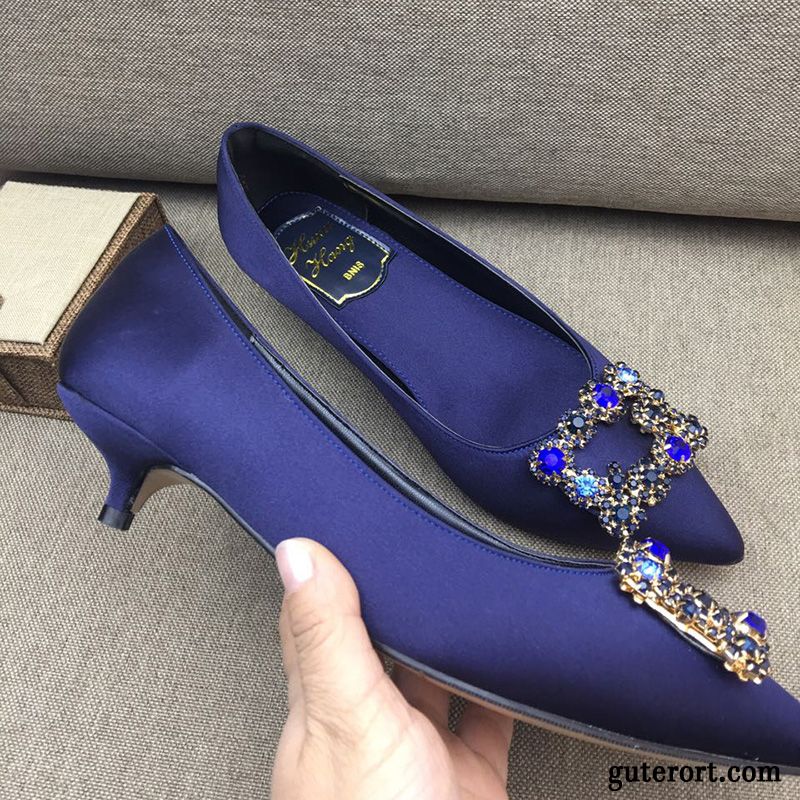 Schwarze Pumps Mit Riemen Hellblau, Schwarze Pumps Damen